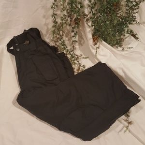 Snow pants with suspenders